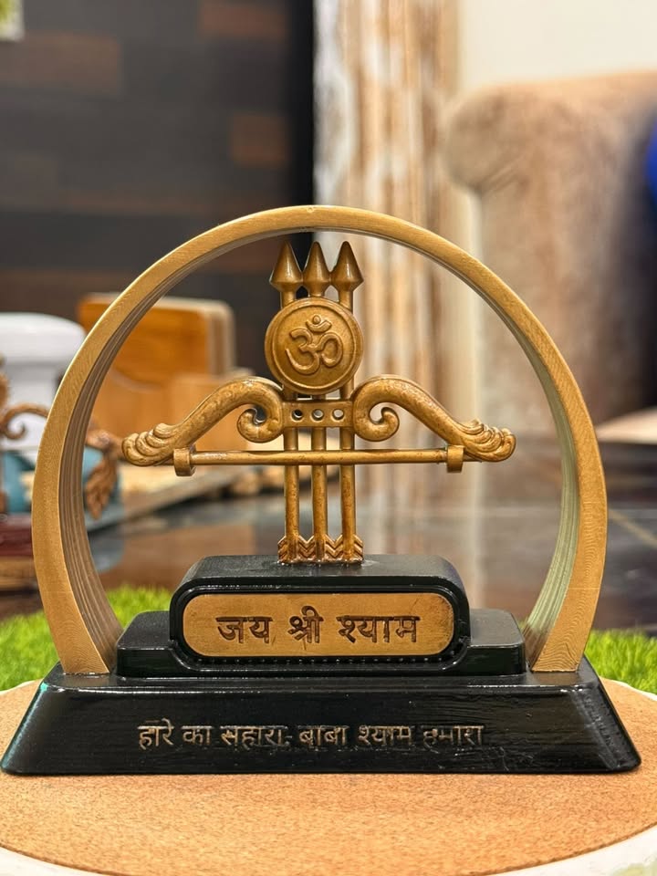 Jai Shri Shyam Car Dashboard Idol – Premium Khatu Shyam Ji Symbol with Om & Trishul | Spiritual Dashboard Accessory for Car, Home & Office